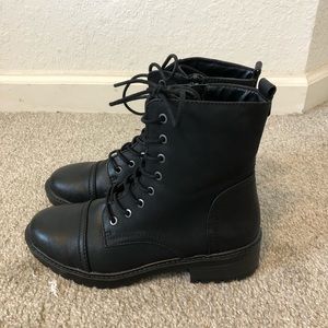 Women’s boots